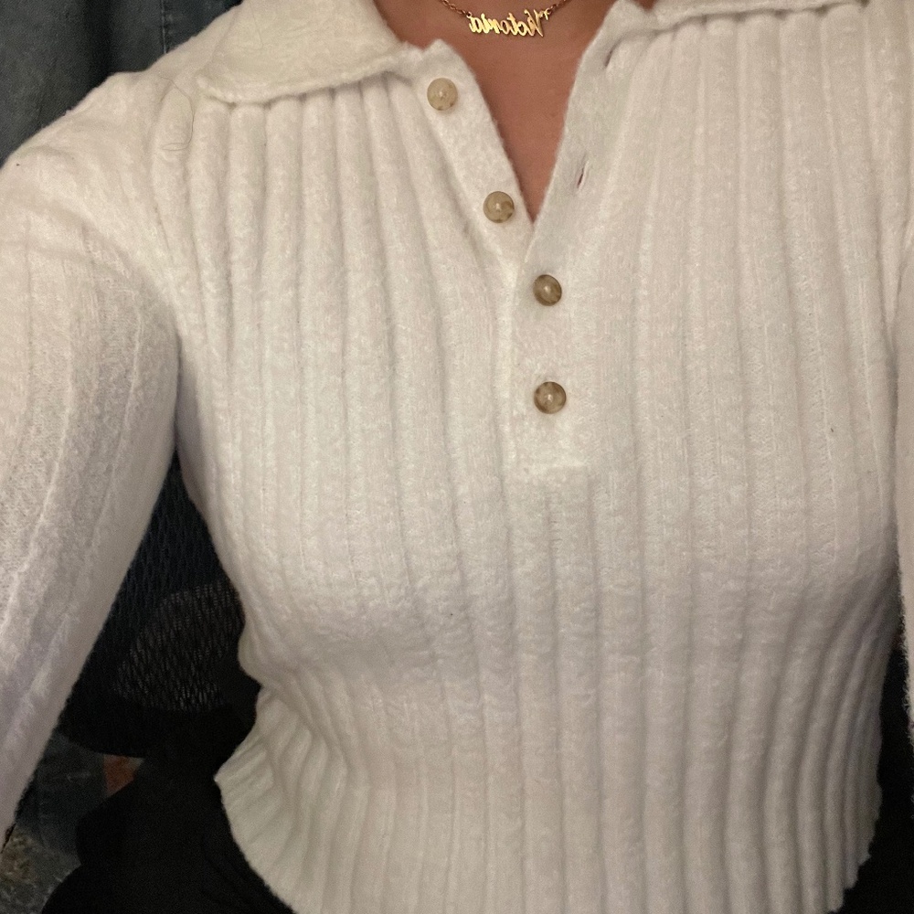 AE (American Eagle) Eyelash Polo Sweater Top